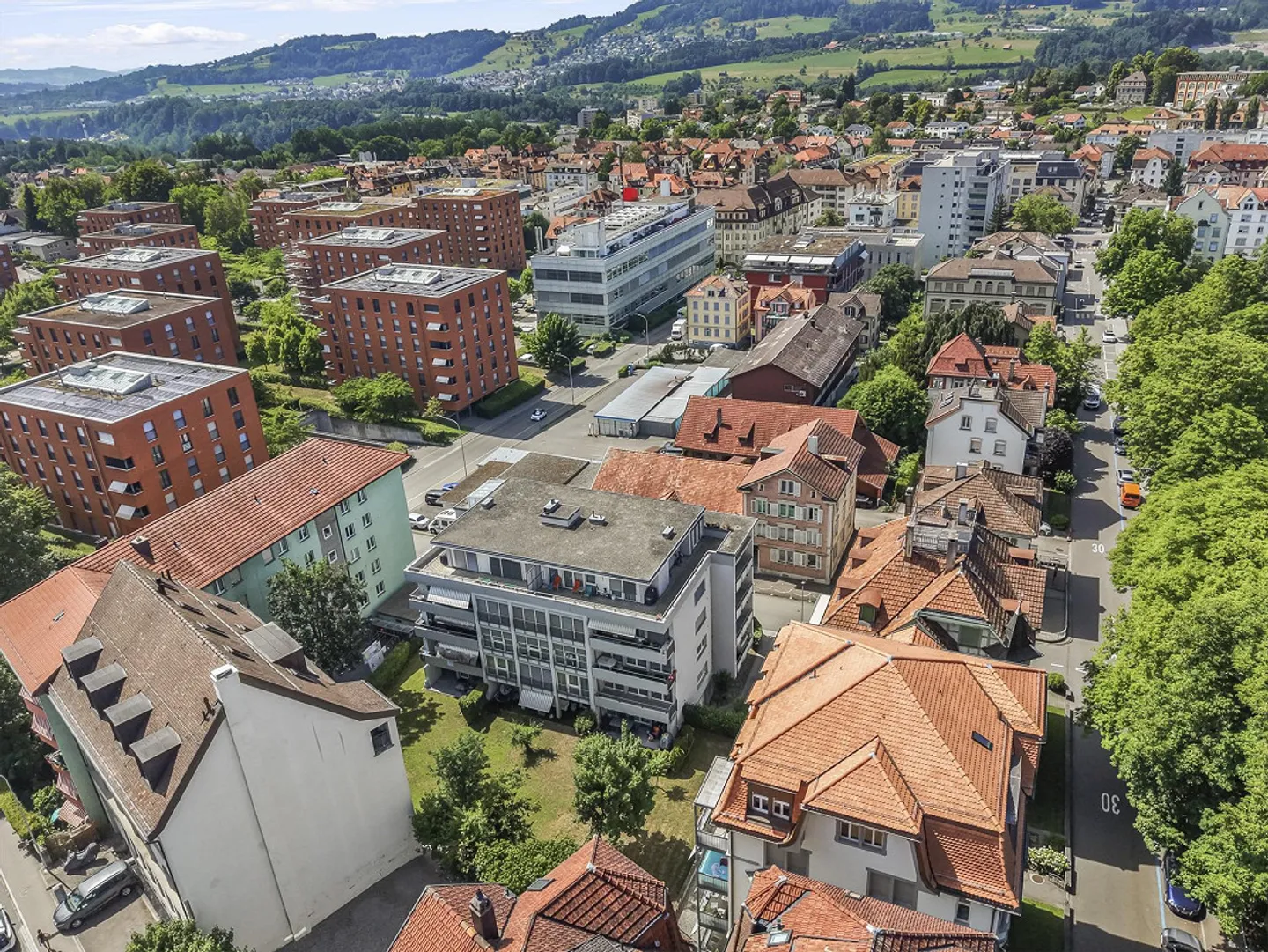 Attractive apartment in a quiet residential area in the west of the city of St. Gallen - Photo 19 of 25