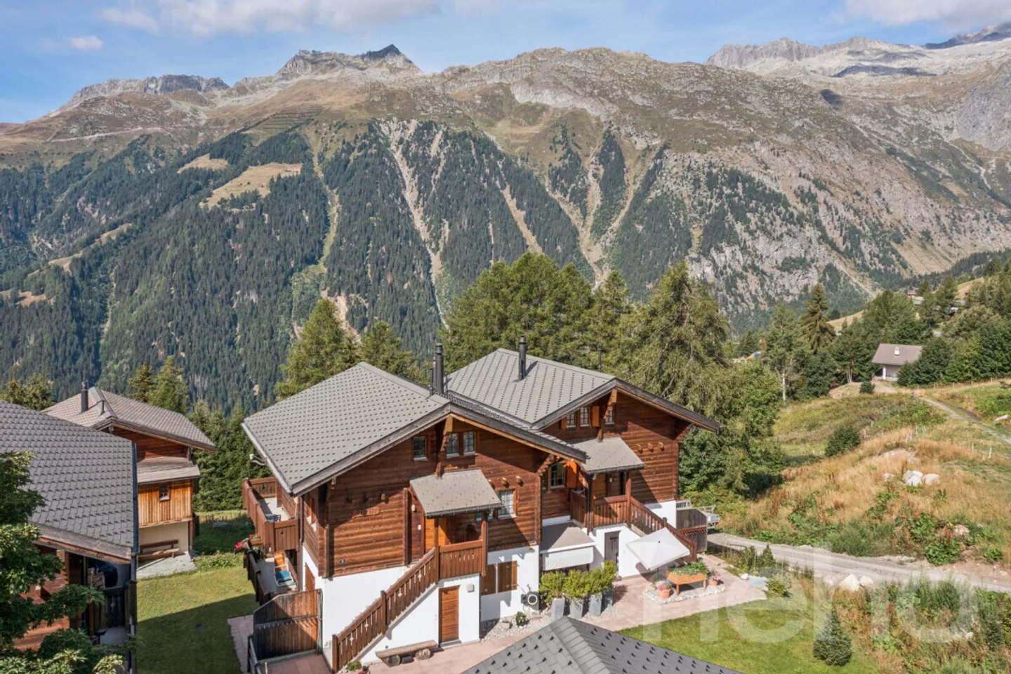Appartement Duplex avec Vue Alpestre - Photo 4 sur 12