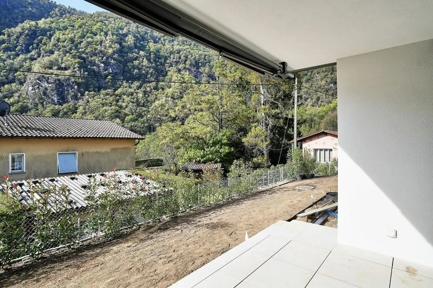 Modernes Gartenapartment in Avegno - Foto 22 von 32
