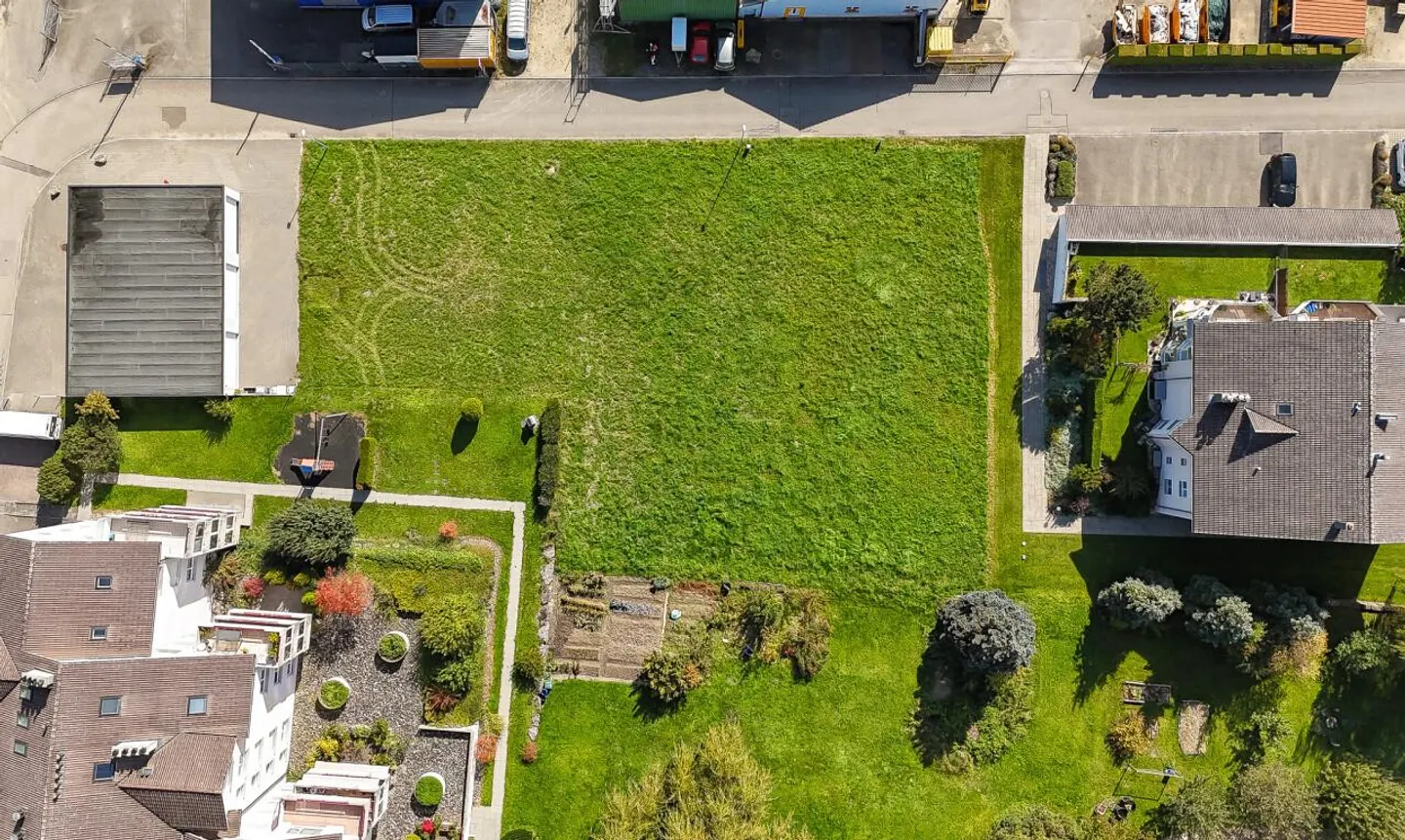 Terreno ideale per edificio in affitto - permesso di costruzione in vigore - Foto 2 di 11