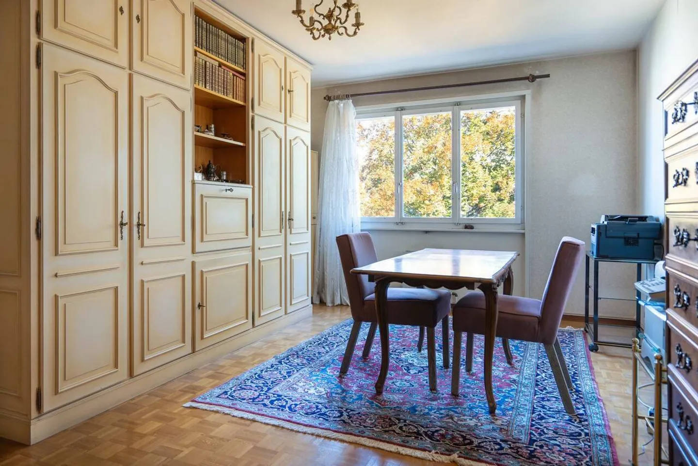 Elegante appartamento di 5,5 stanze - luminoso con vista montagne - Foto 10 di 10