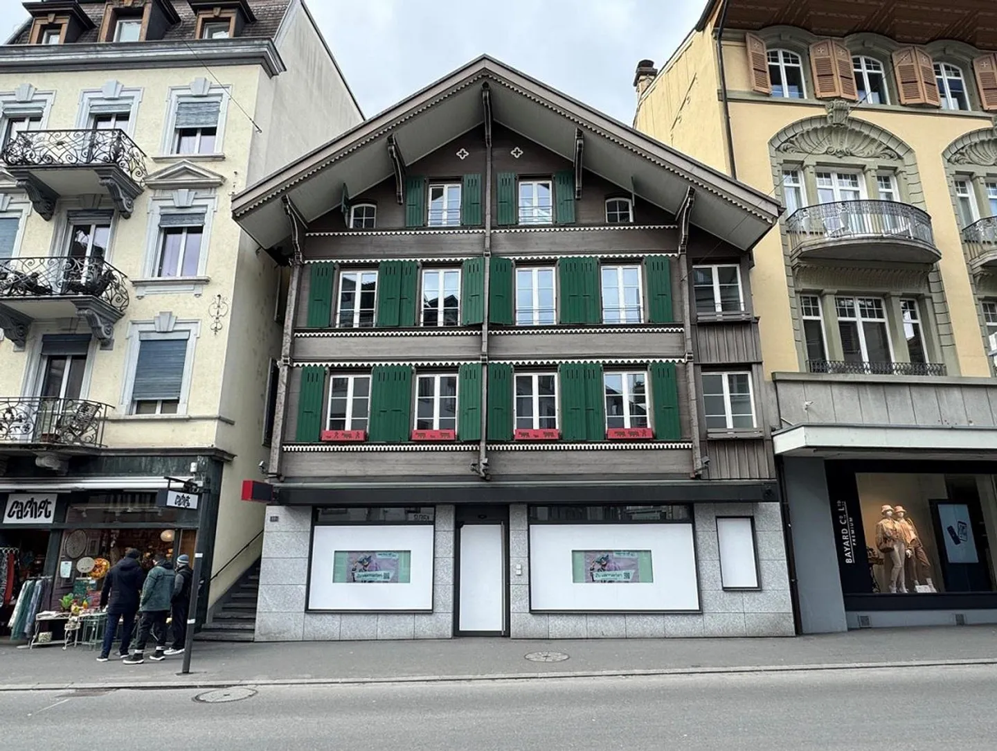 Attractive Retail Space on Two Floors (Ground & First Floor) at Höheweg - Photo 1 of 2