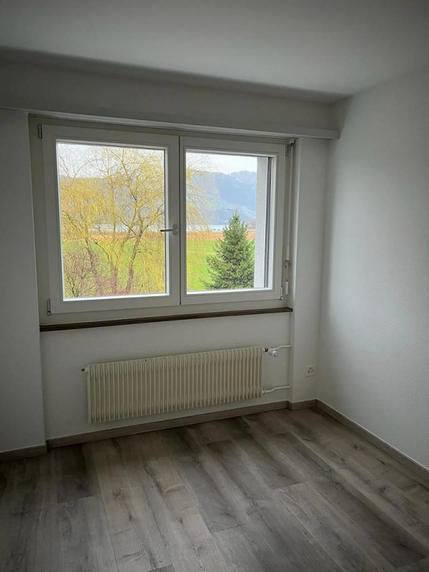 Geräumige Wohnung mit Bergblick - Foto 7 von 7