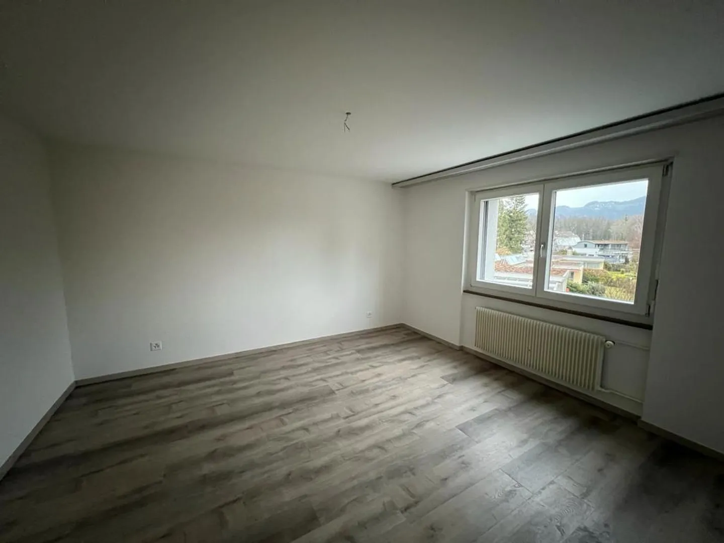 Geräumige Wohnung mit Bergblick - Foto 6 von 7