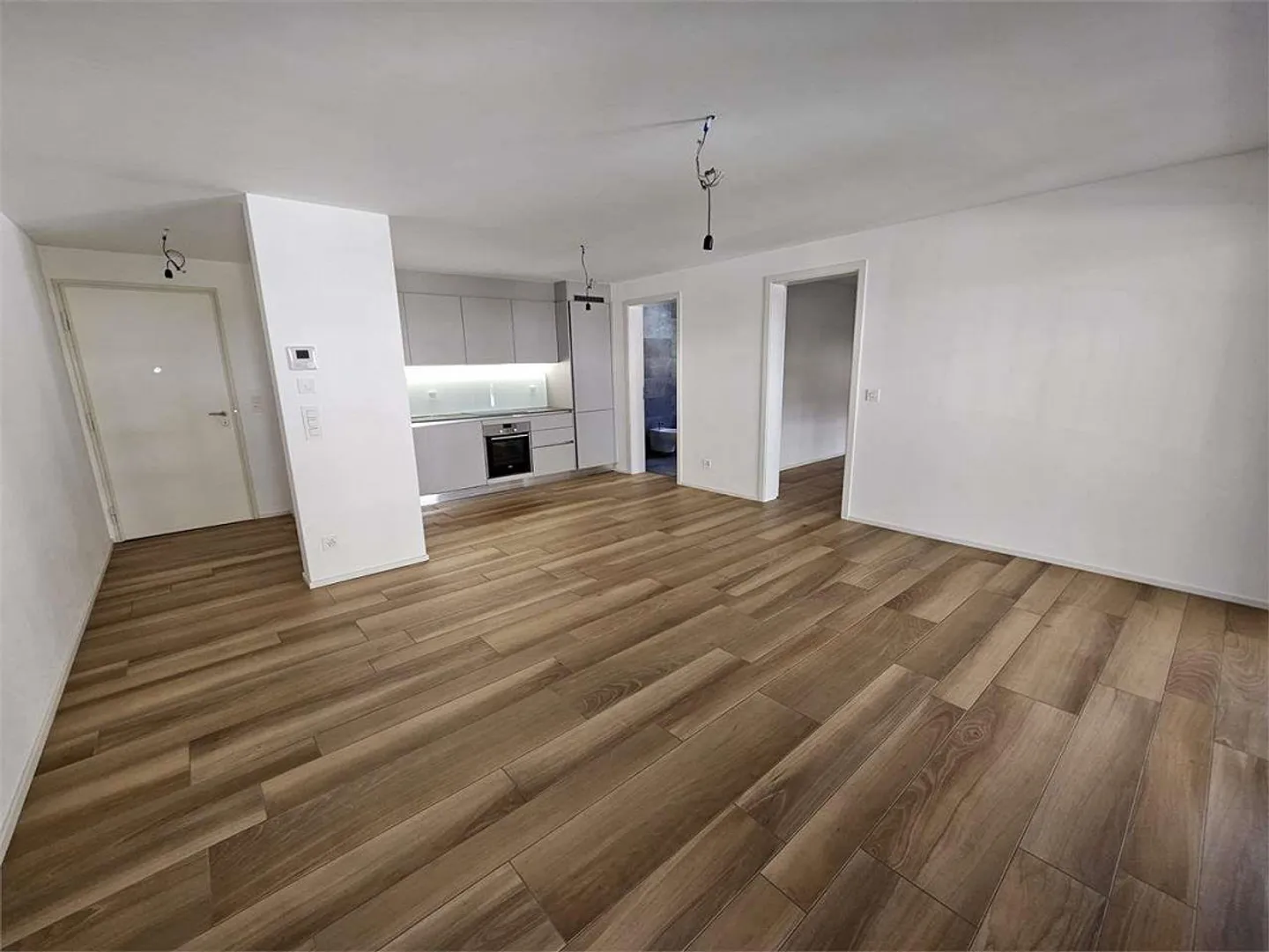 Gudo, appartement 2.5 pièces avec terrasse à louer - Photo 2 sur 11