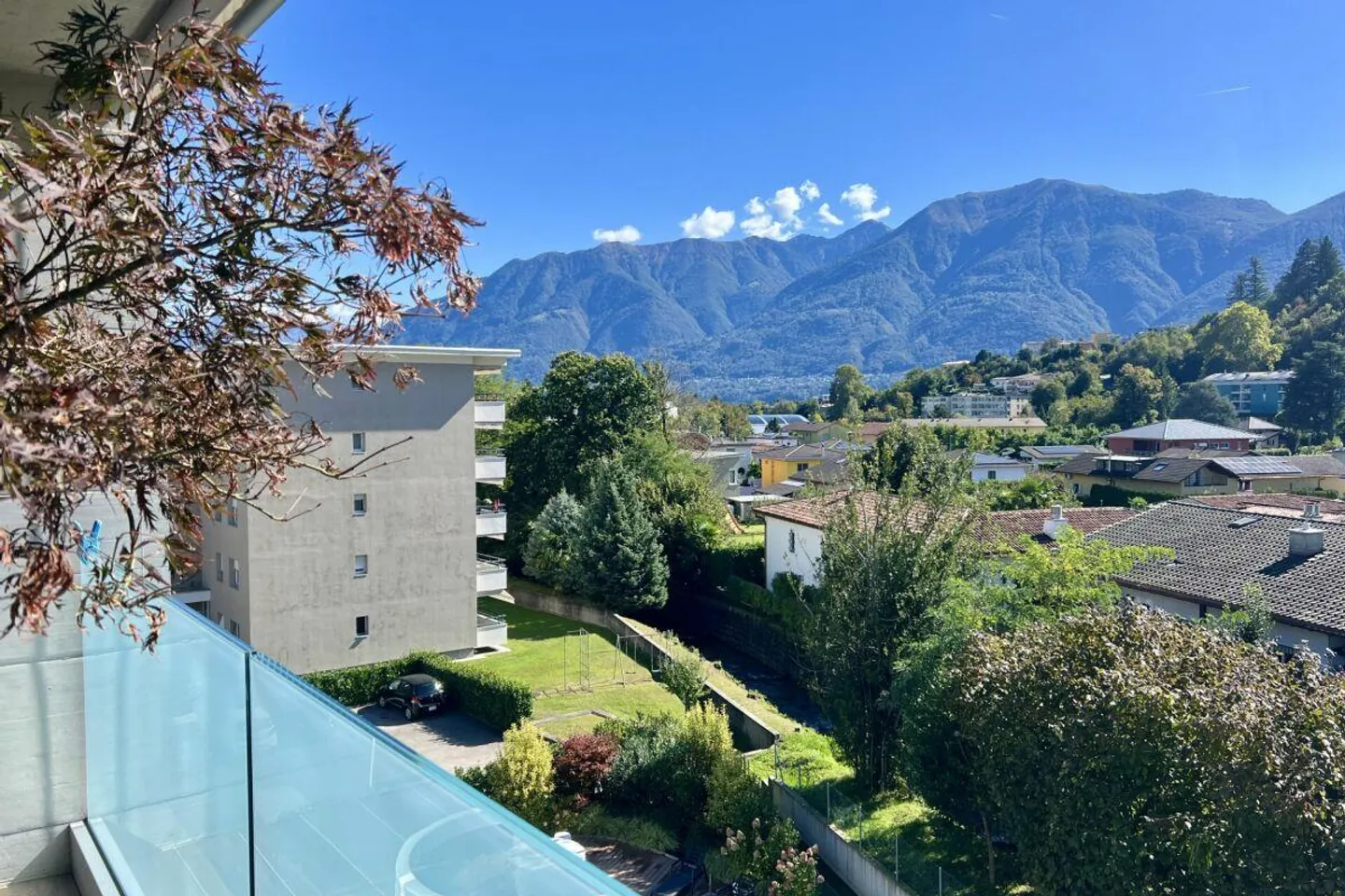 Exclusive penthouse apartment with large terrace and beautiful views of greenery - Photo 14 of 30