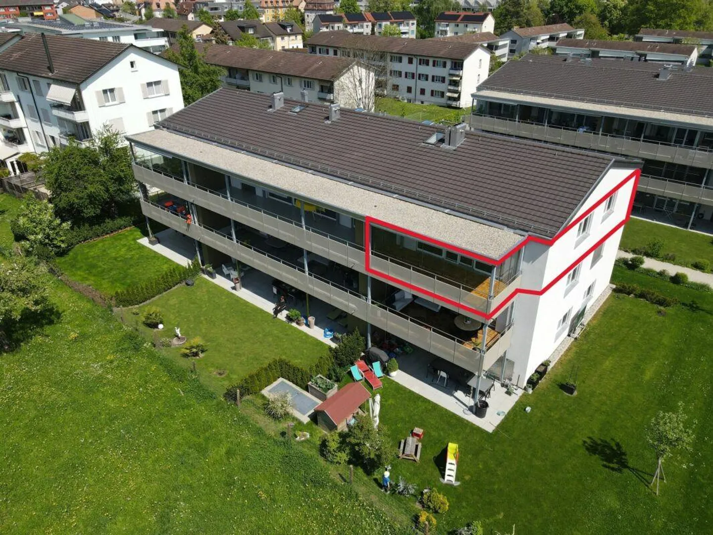 Nuovo attico soleggiato in vendita vicino al lago! - Foto 20 di 23