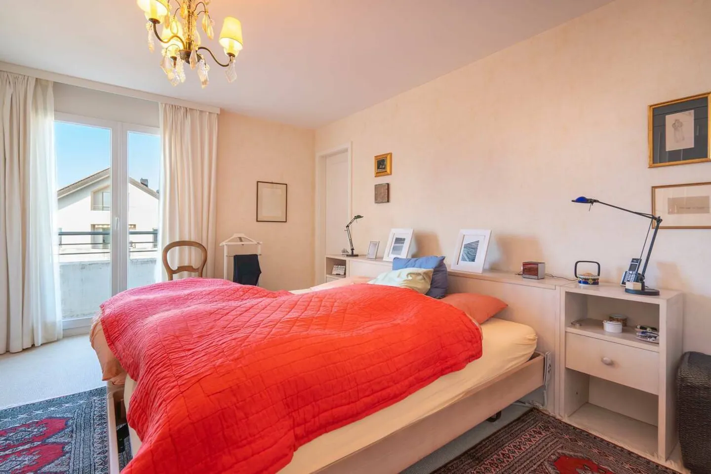 Duplex di 5,5 locali all'ultimo piano con vista sul lago e sulle montagne - Foto 7 di 11