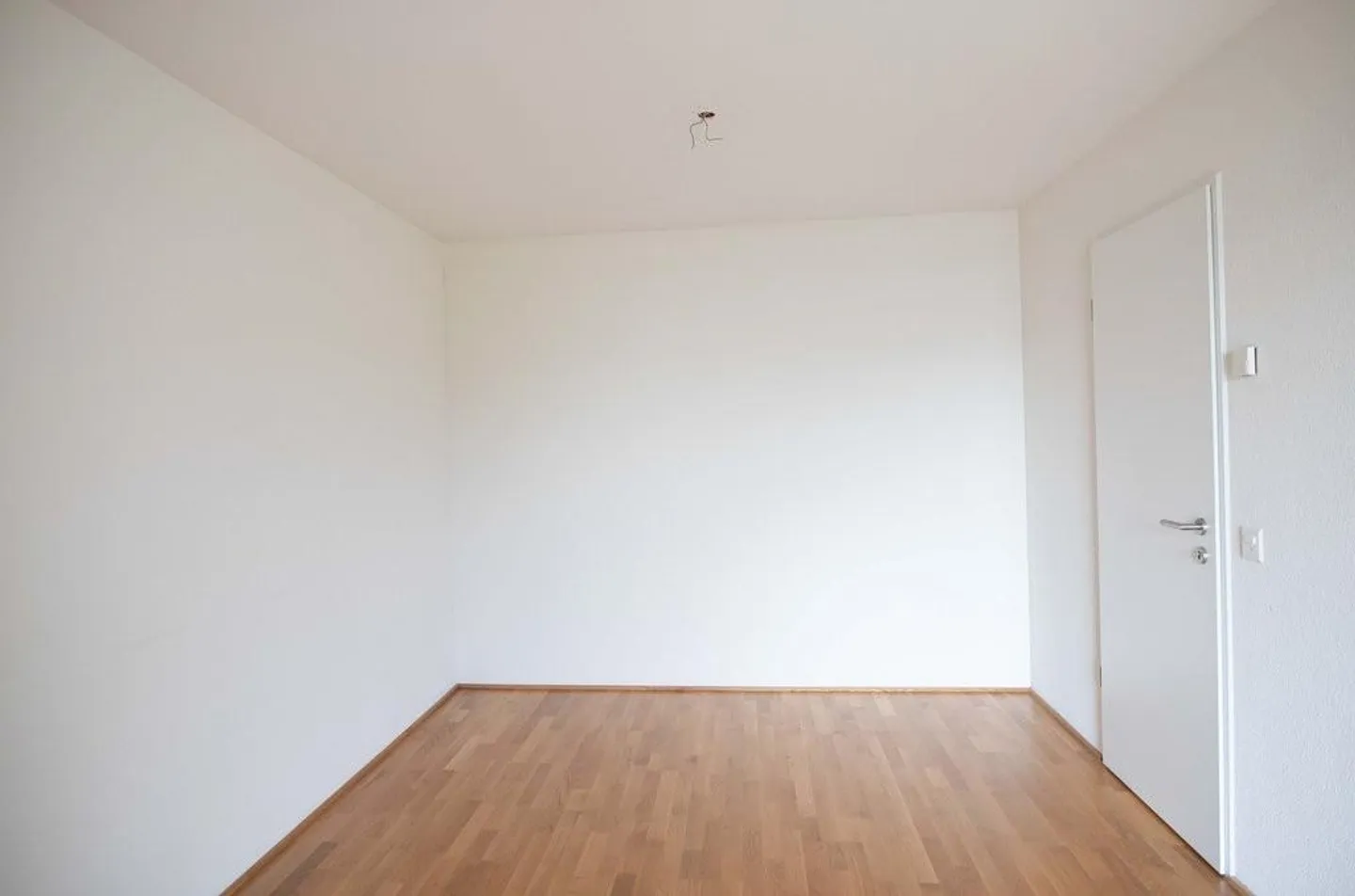 Modern, bright 2.5-room apartment for comfort - Photo 5 of 6