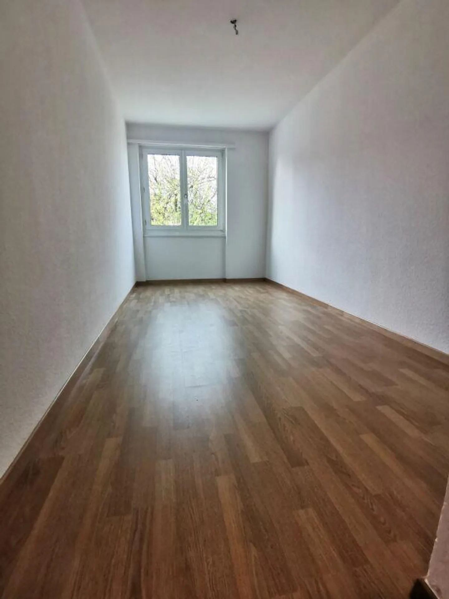 Charmante appartement ancien avec balcon dans un emplacement calme - Photo 7 sur 10