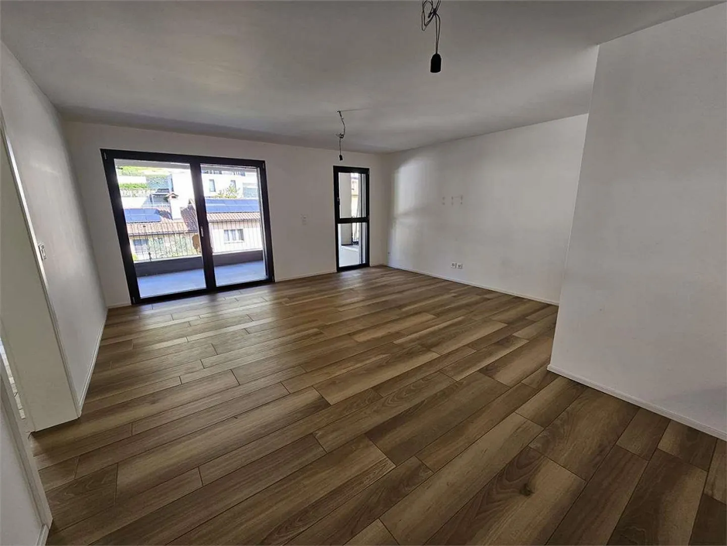 Gudo, appartement 2.5 pièces avec terrasse à louer - Photo 5 sur 11