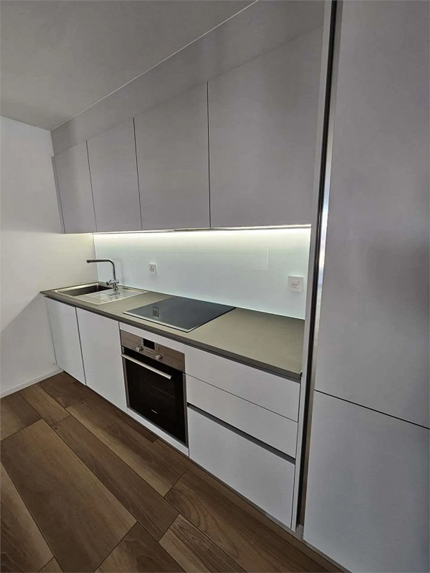 Gudo, appartement 2.5 pièces avec terrasse à louer - Photo 10 sur 11