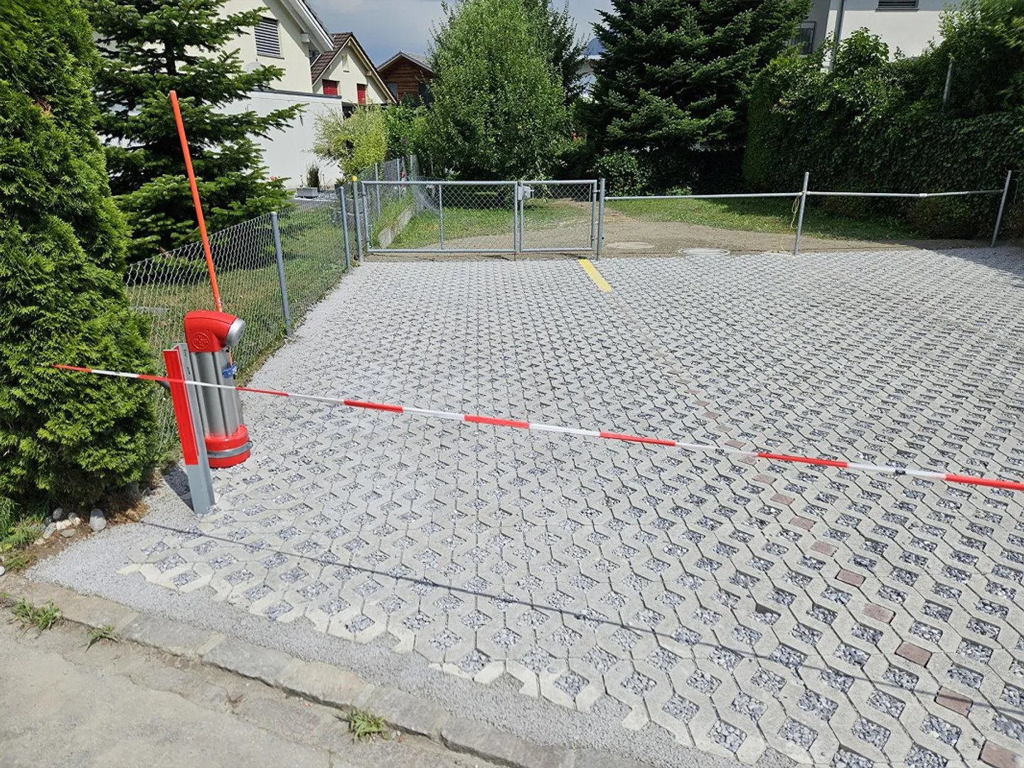 Aussenparkplätze - Foto 4 von 7