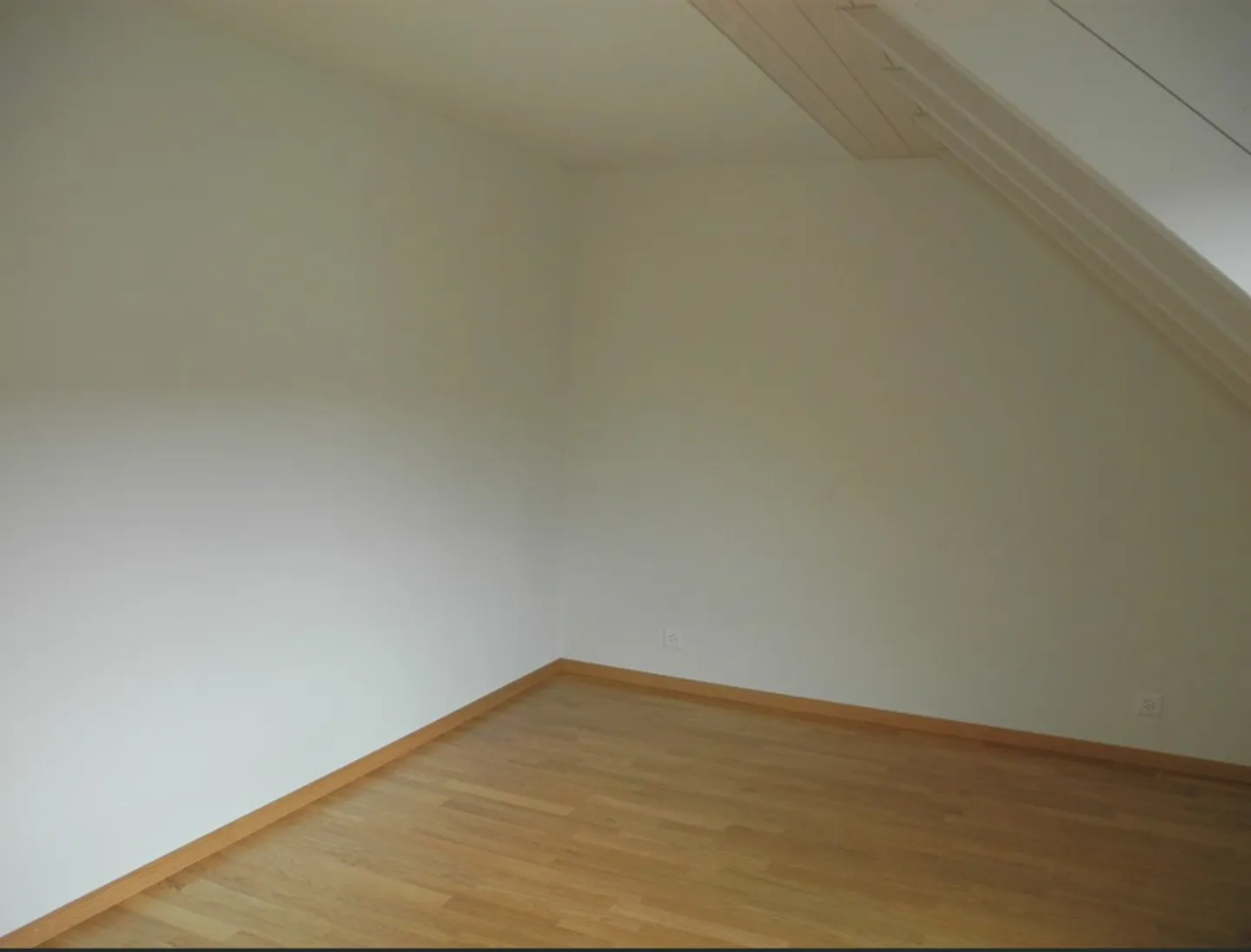Top floor 4.5 rooms - Photo 7 of 11