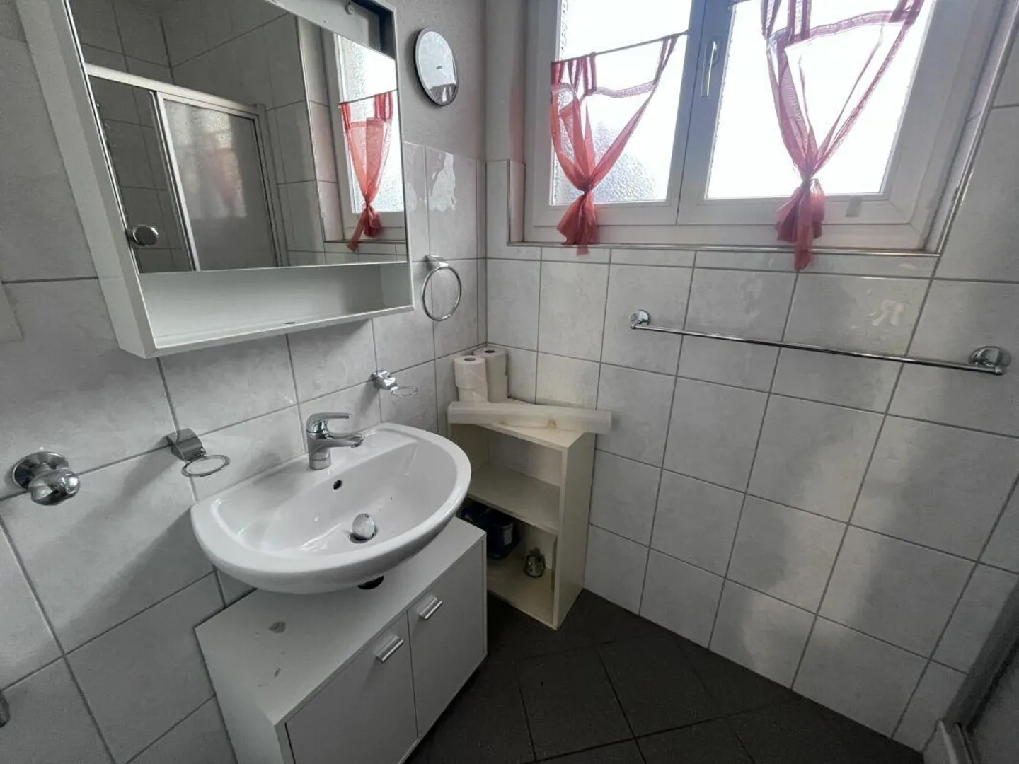 Semplice, vecchio, ma funzionale - Foto 9 di 10