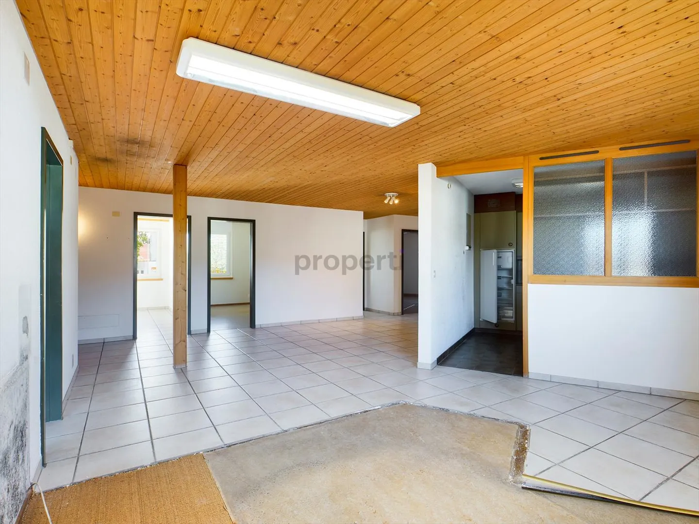 Appartement unique de 5,5 pièces à Schüpfen, BE - Photo 2 sur 7