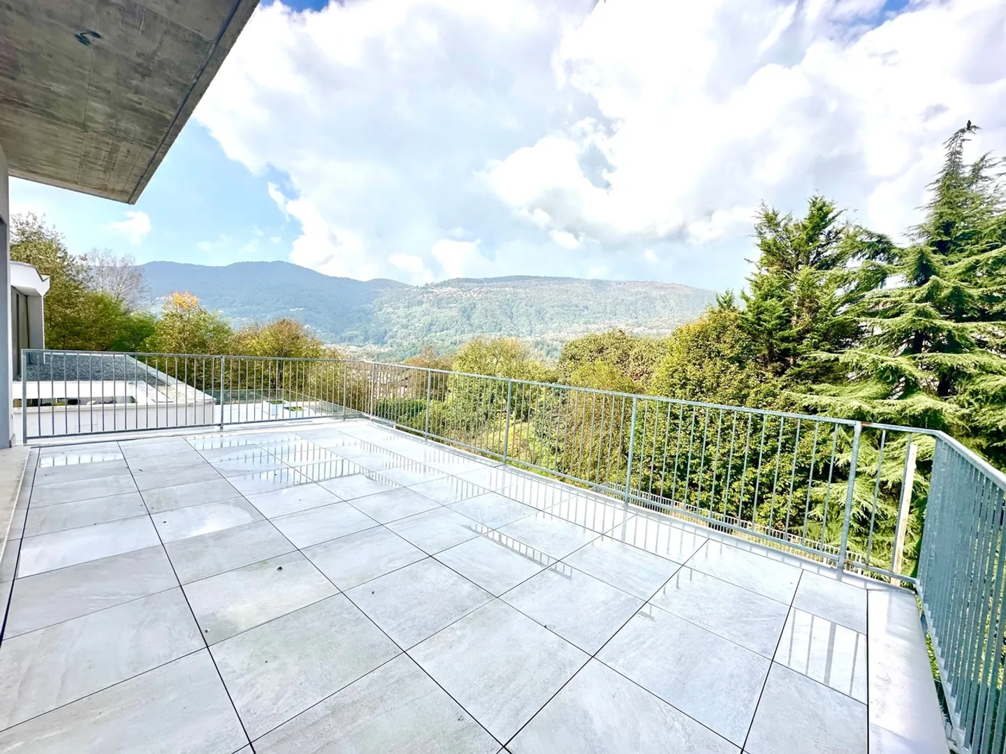 Dream villa in Lugano with 6.5 rooms and breathtaking view - Photo 9 of 10