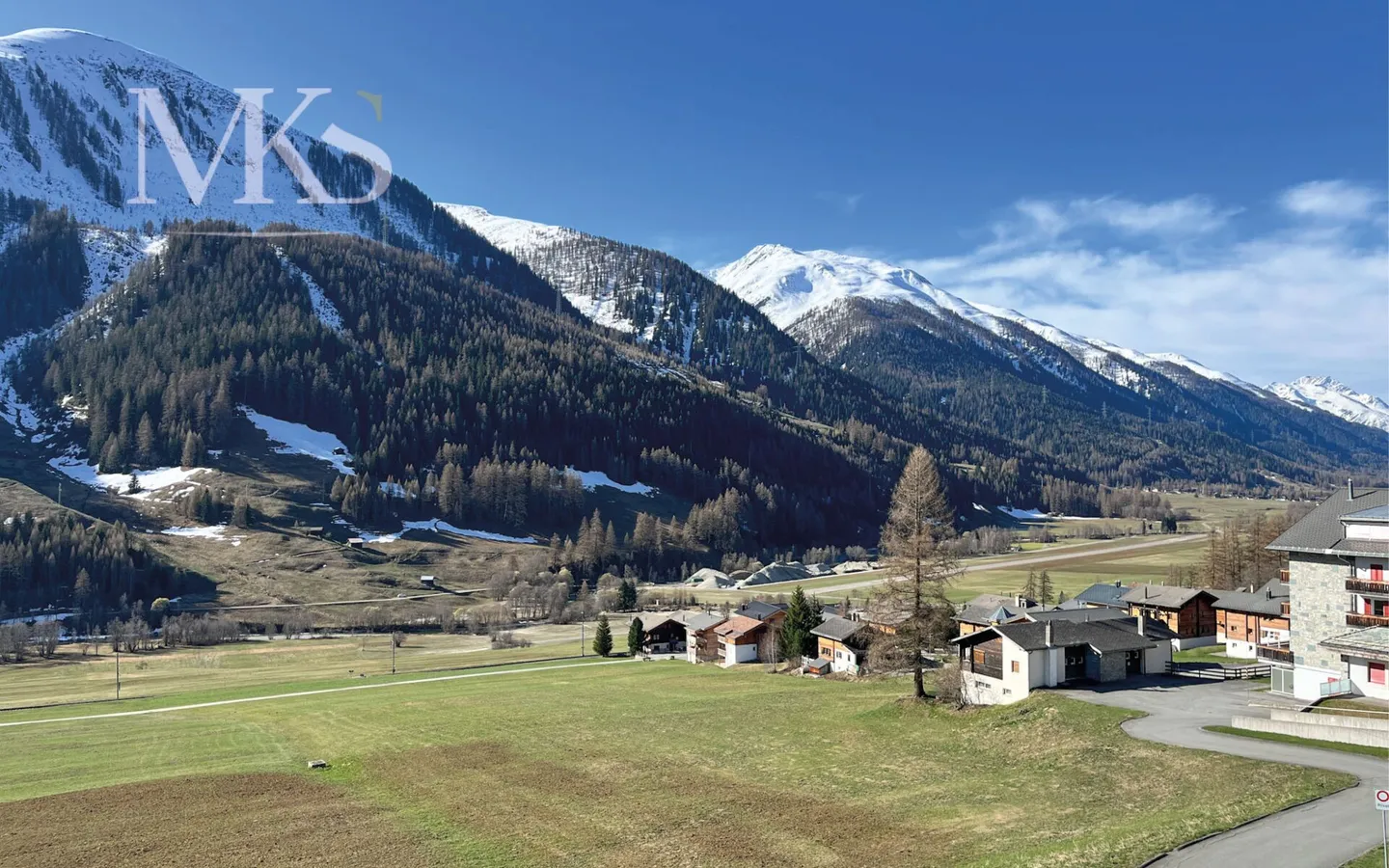 Appartement de 3,5 pièces avec vue à louer à Goms - Photo 2 sur 13