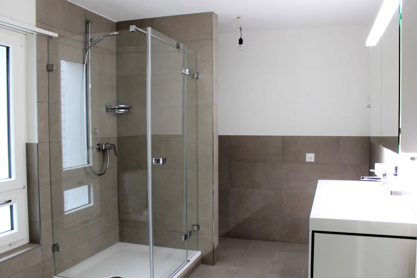 4.5 Ziimmer-Wohnung mit Traumküche, Balkon + Abendsonne - Foto 8 von 13