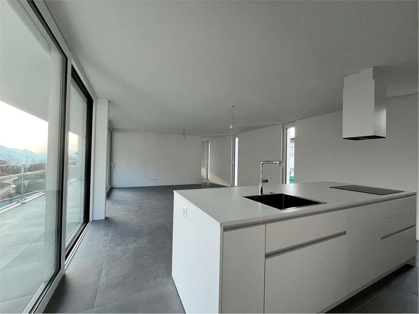 Elegante, Neu, Modern 3.5 Zimmer - Foto 4 von 13