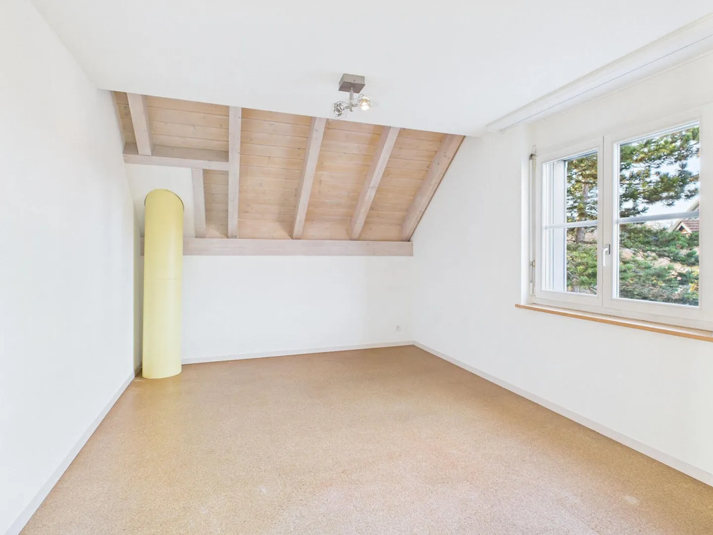 Spacious living like in a single-family home - Photo 12 of 15