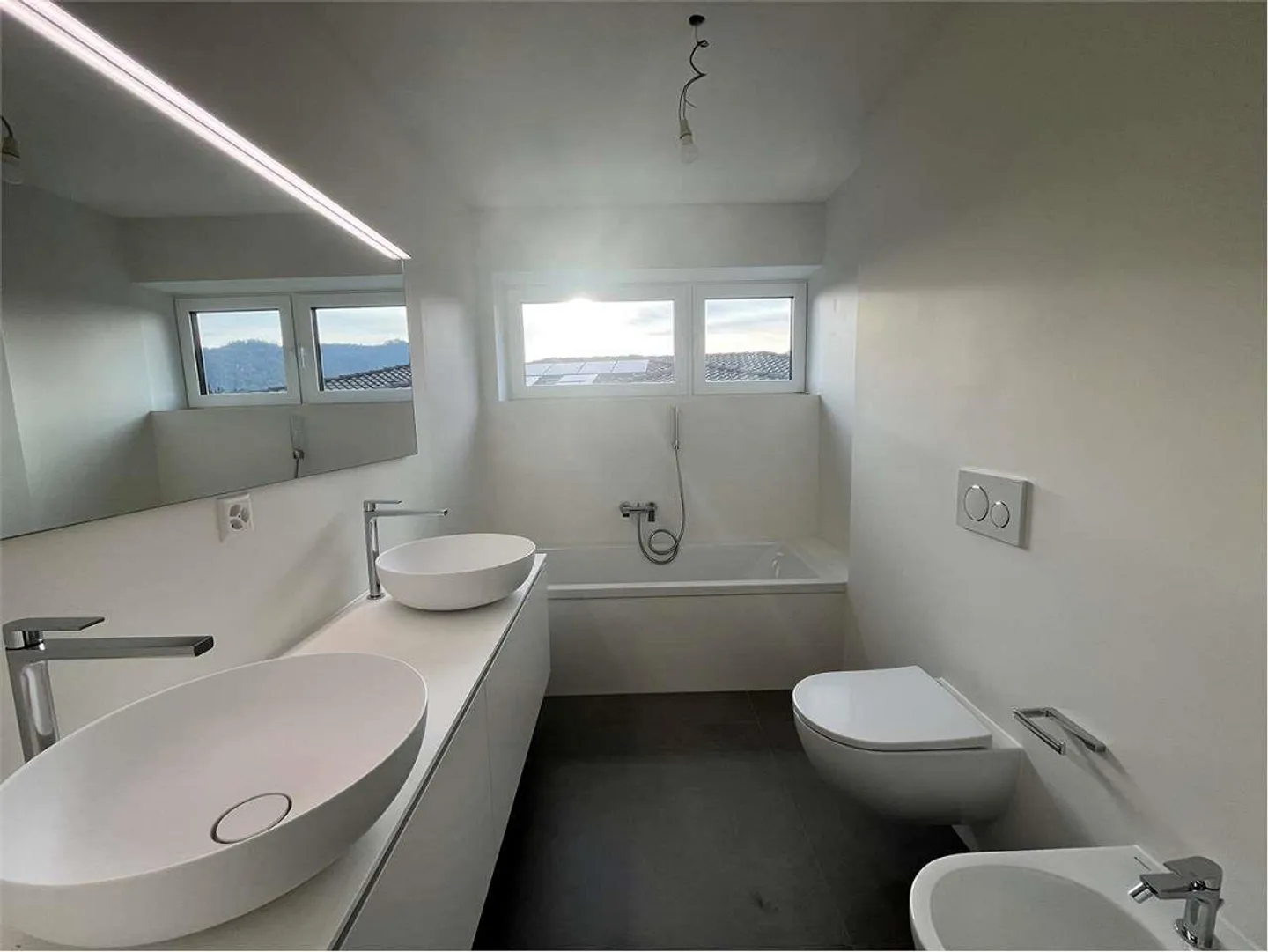 Elegante, Neu, Modern 3.5 Zimmer - Foto 11 von 13