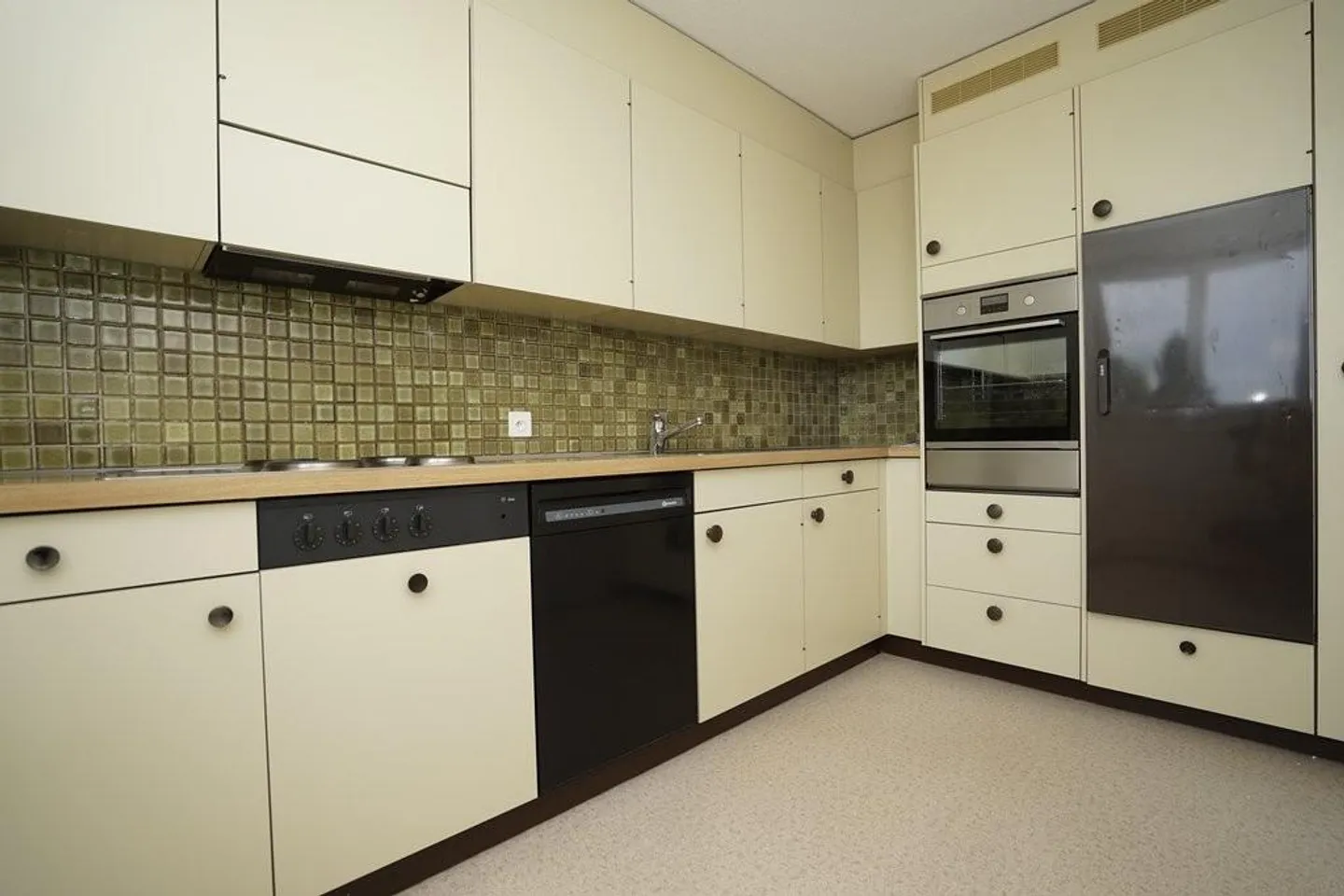 Charmante appartement de 4,5 pièces à louer - Photo 2 sur 10