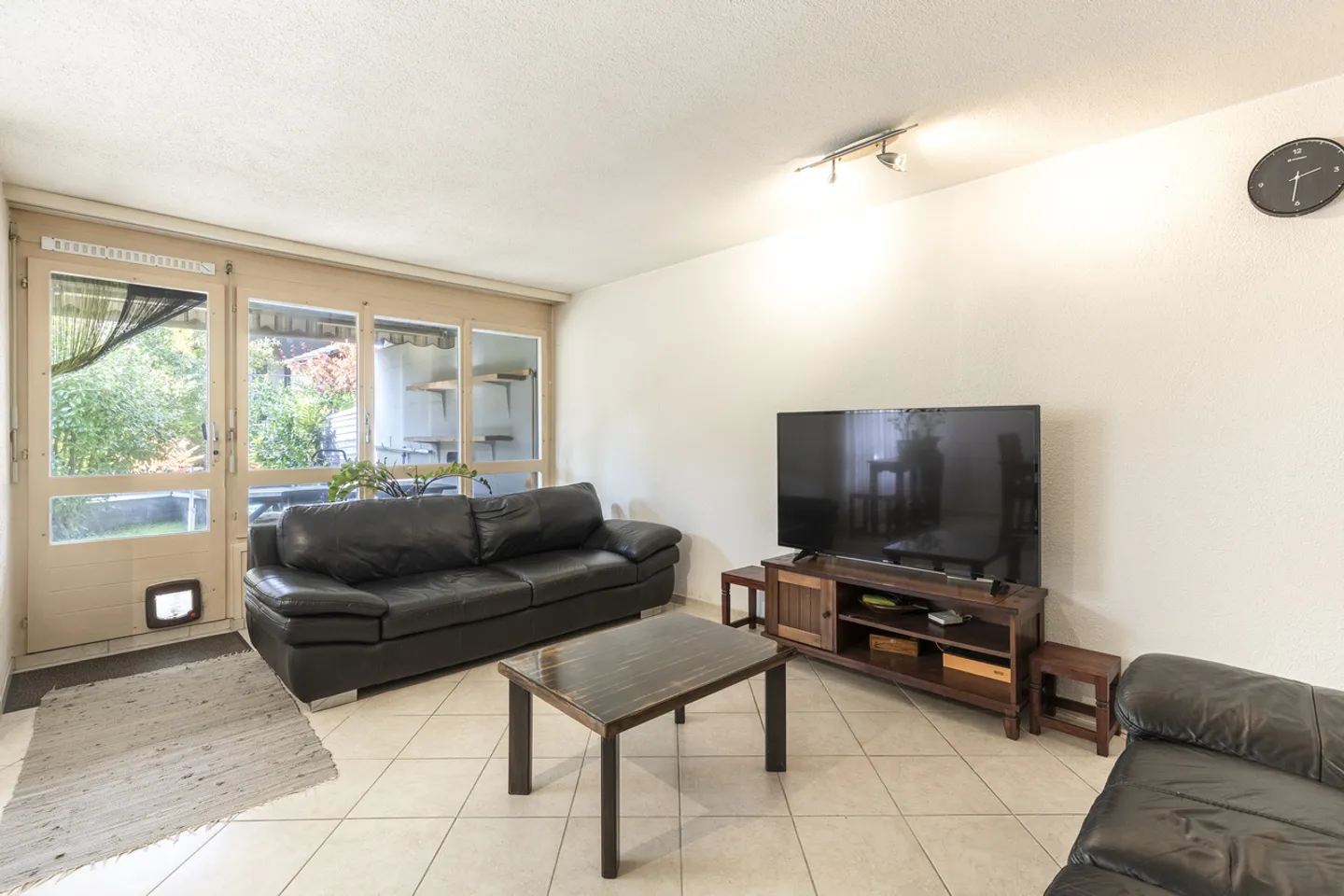Votre nouveau chez-vous avec charme, jardin et espace pour la famille - Photo 2 sur 7