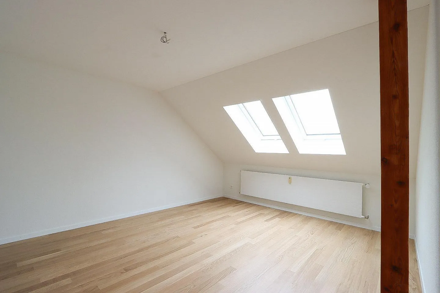 Modern Living with Style - Photo 7 of 11