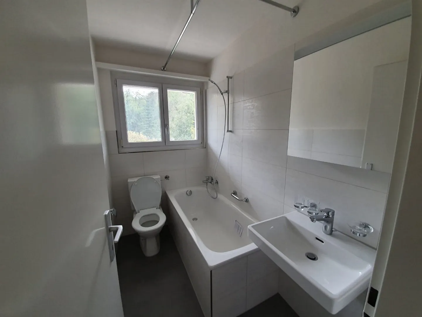 Appartamento 2 1/2 locali con vista sul verde - Foto 3 di 6