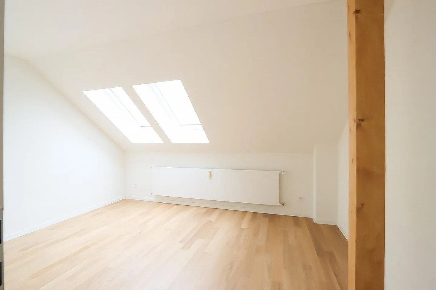 Modern Living with Style - Photo 9 of 11