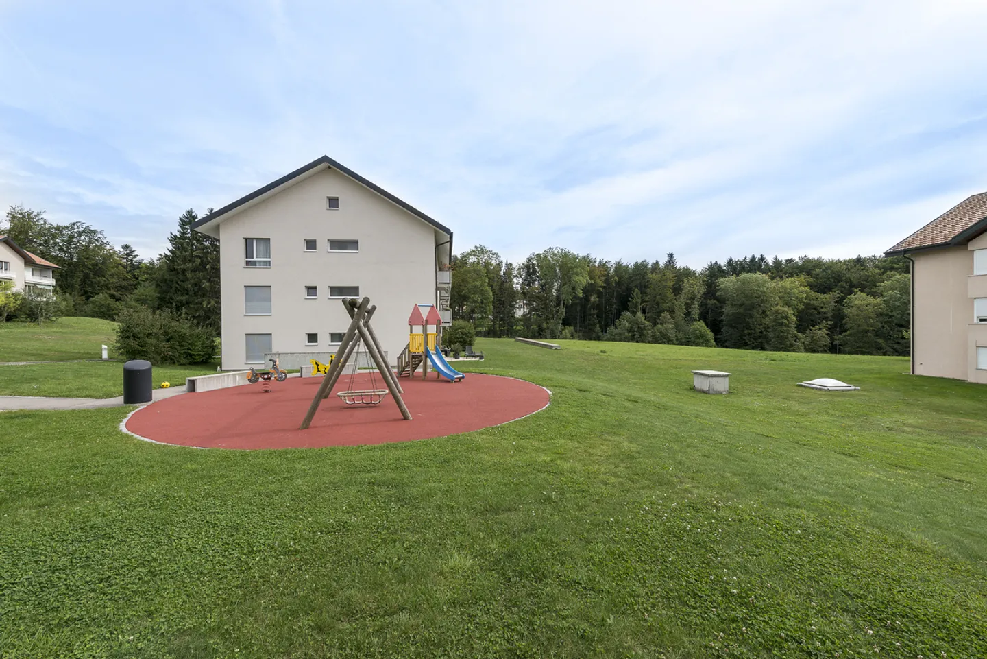 Appartement idéal dans un quartier calme - Photo 3 sur 3