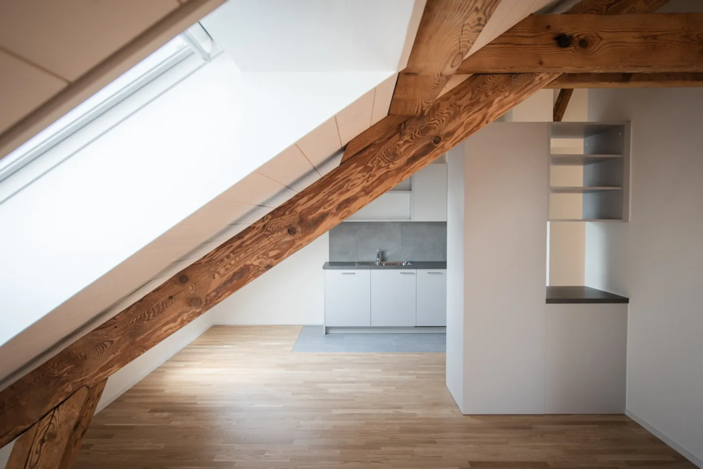 Dachgeschoss 1.5 Zimmer - Foto 6 von 9