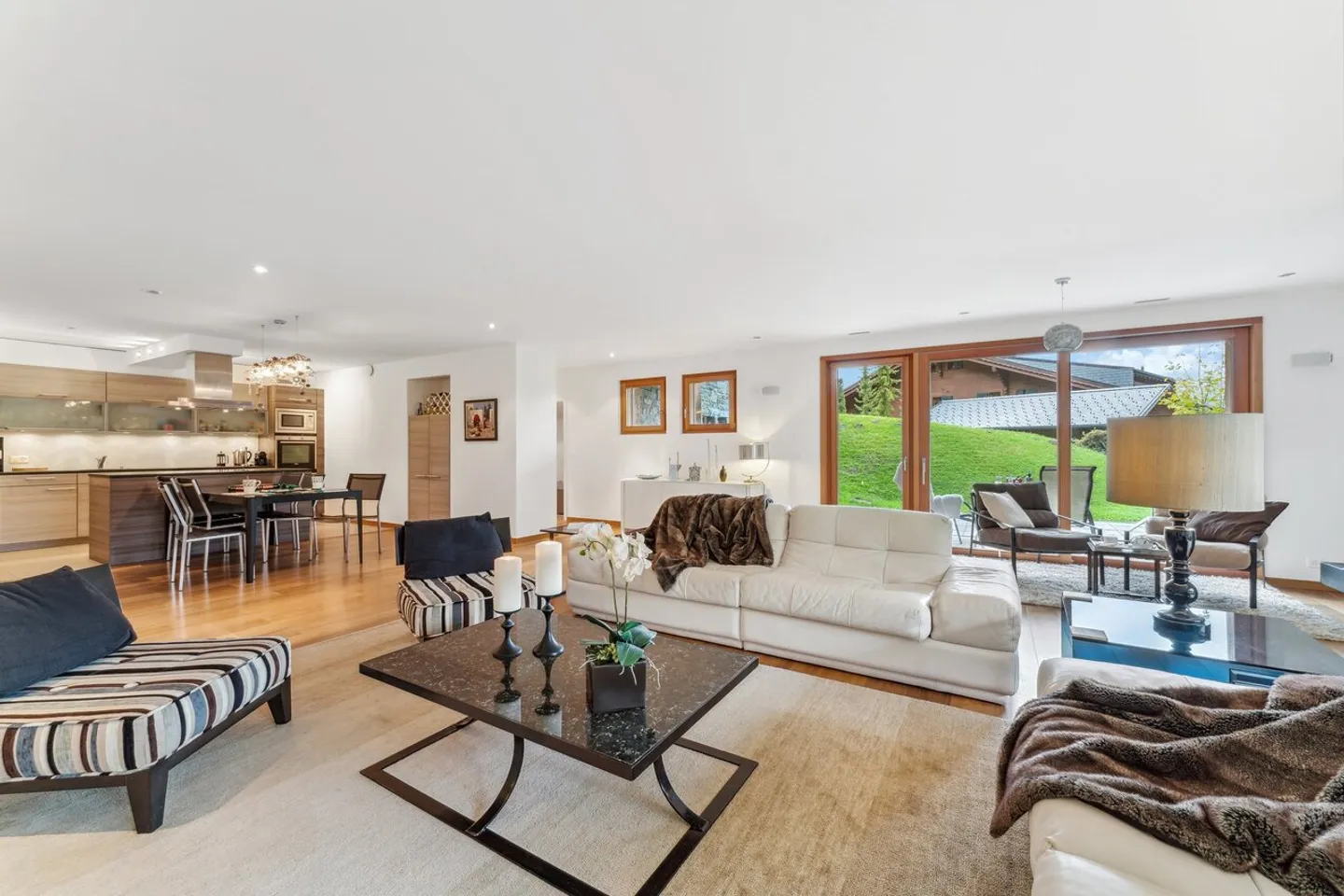 Appartamento in vendita - Foto 4 di 27