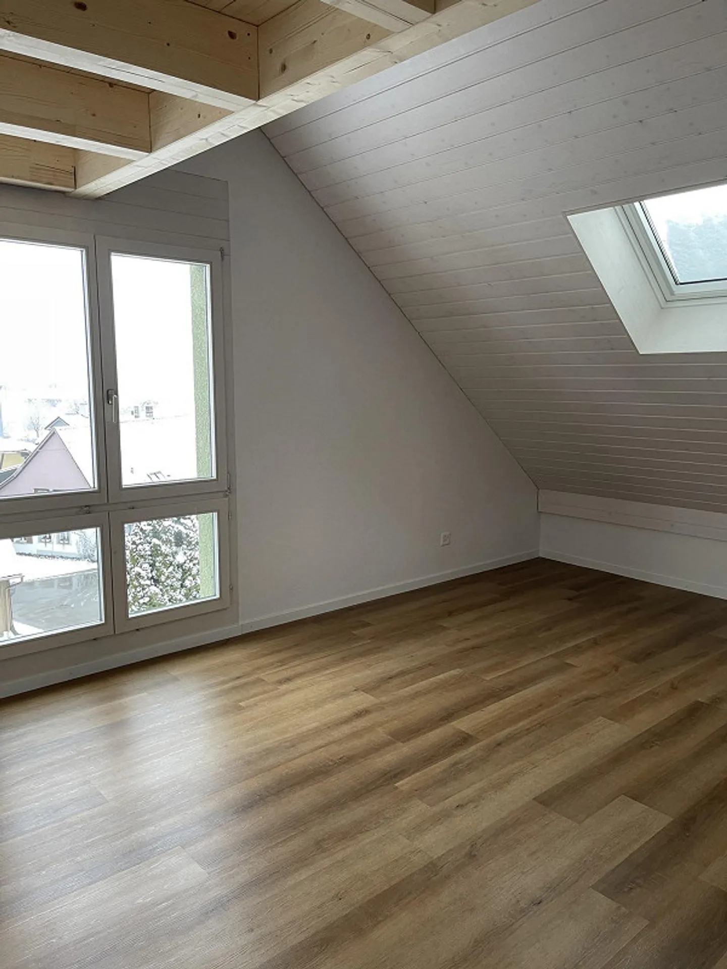 Charming Maisonette Apartment in Bettwiesen - Photo 3 of 12