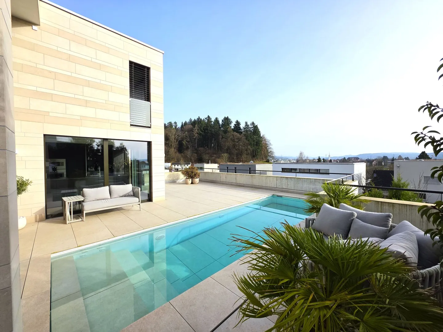 Villa de Luxe avec Vue sur les Alpes - Photo 1 sur 23