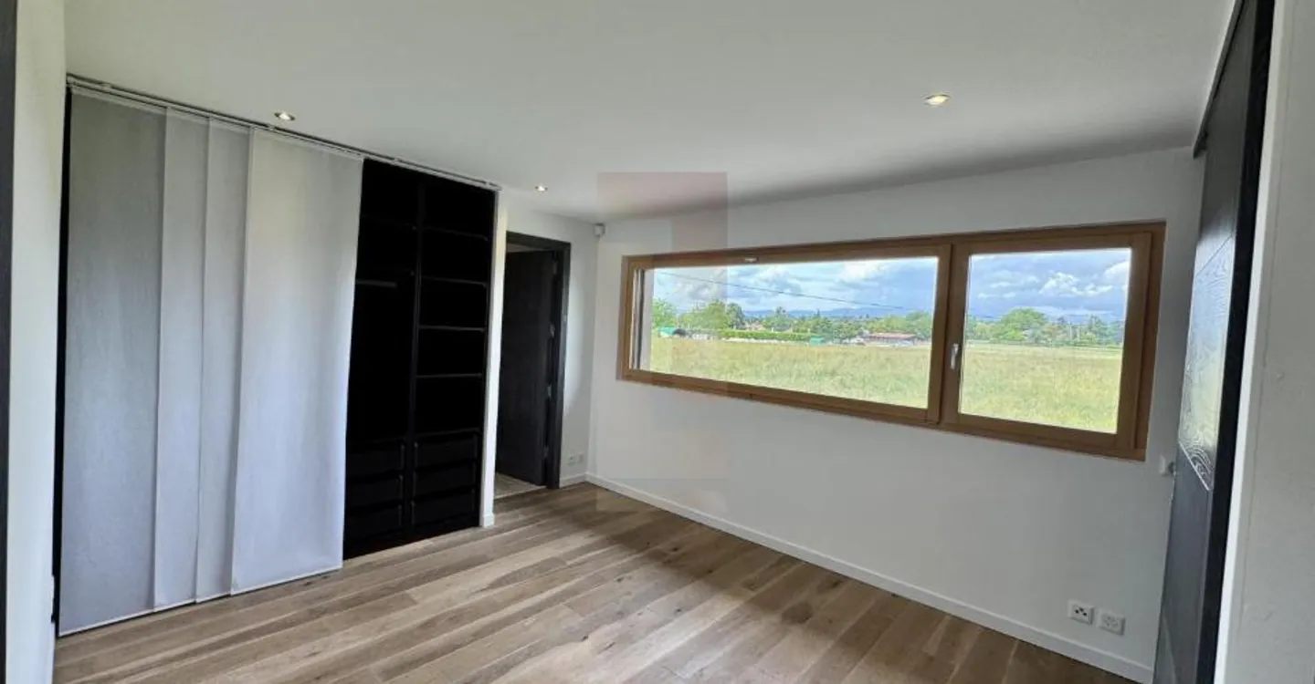 Schöne zeitgenössische Villa im Herzen der Genfer Landschaft - Foto 8 von 12