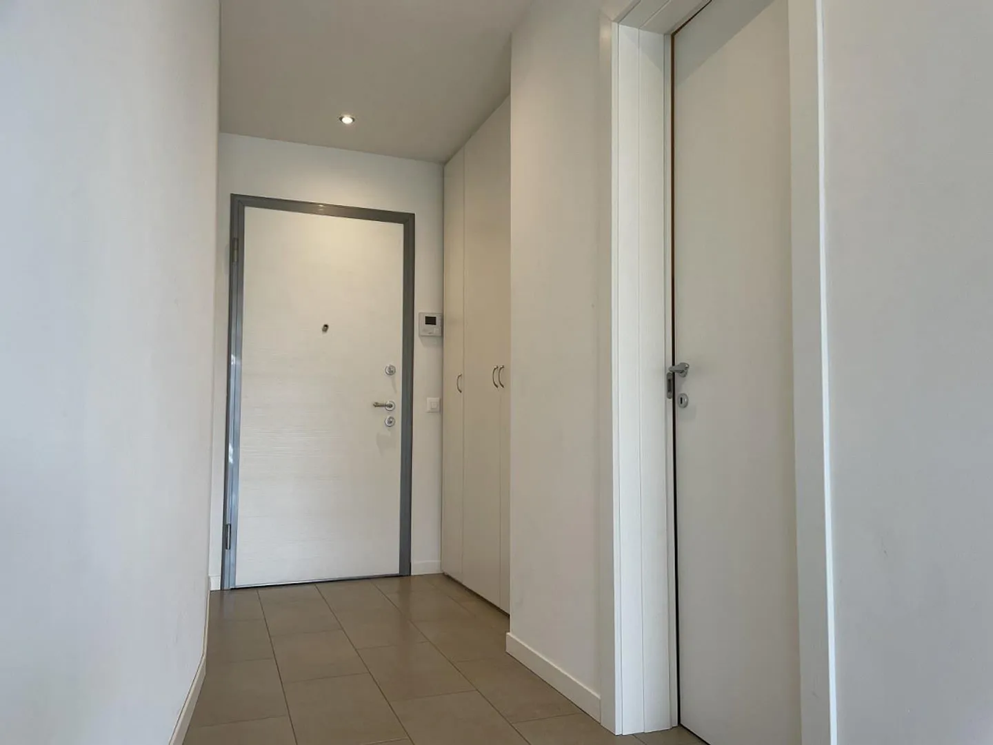 4.5-ZIMMER-WOHNUNG MIT OFFENEM BLICK - Foto 4 von 13