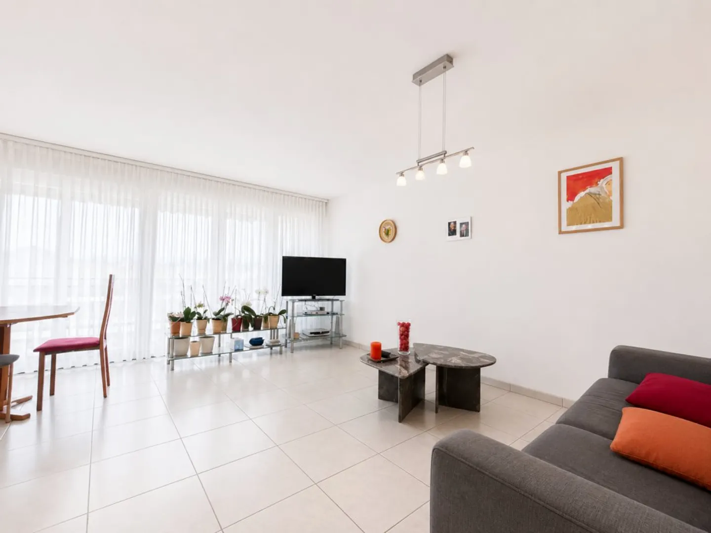 BRIGHT WELL-BEING OASIS WITH SUNNY TERRACE! Copy - Photo 5 of 12