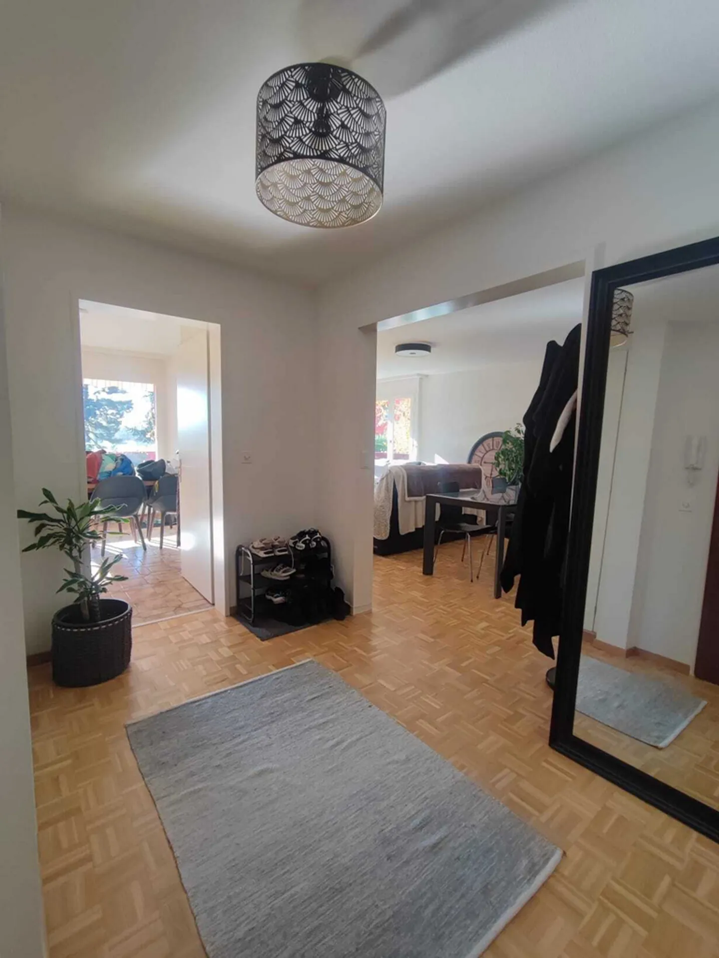 Geräumige und helle Wohnung - Foto 2 von 10