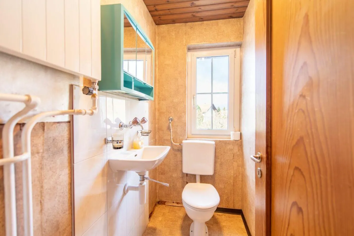 Votre refuge avec jardin d'hiver, étang et dépendance polyvalente - Photo 16 sur 29