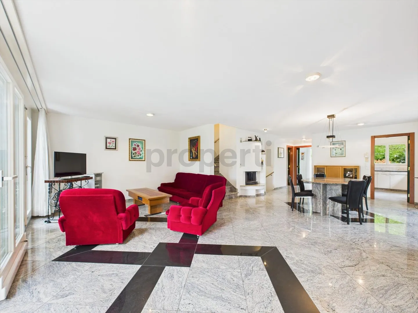 Casa a schiera di 8,5 vani - Foto 4 di 13