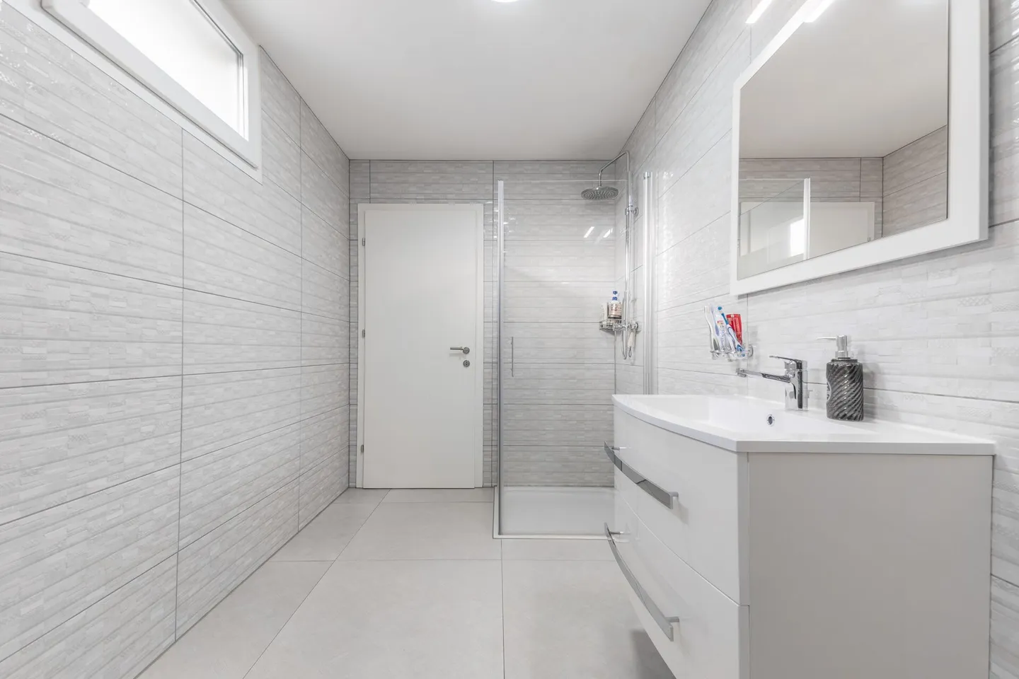 EFH Gurmels - Photo 5 sur 12