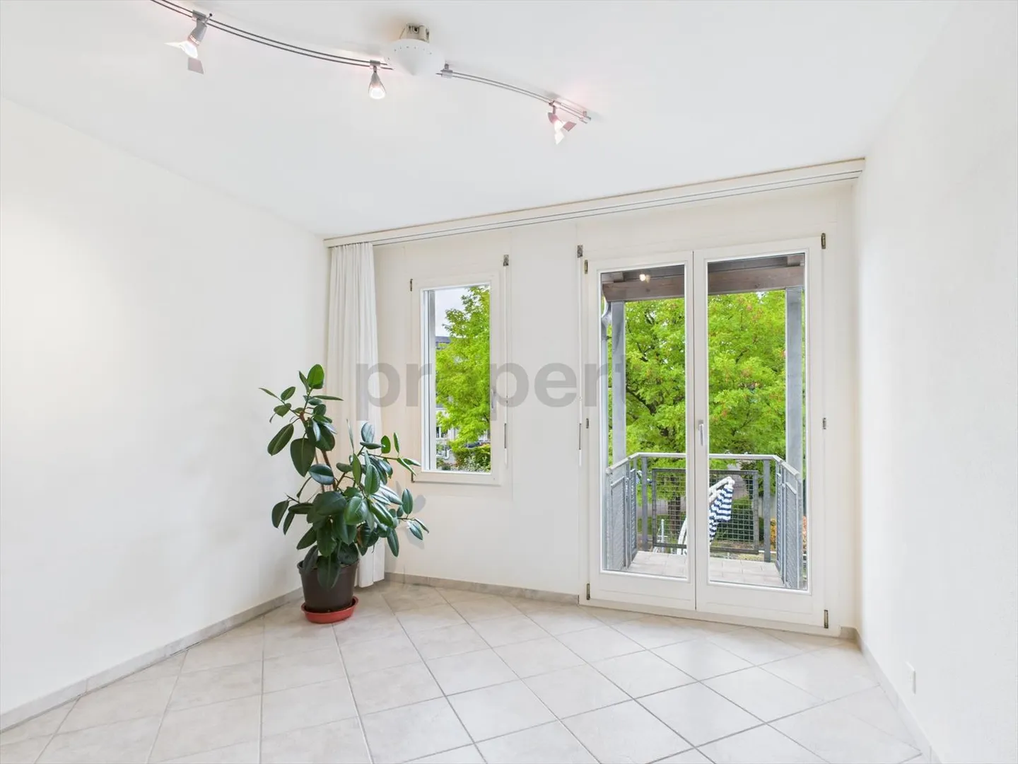 Casa a schiera di 8,5 vani - Foto 9 di 13