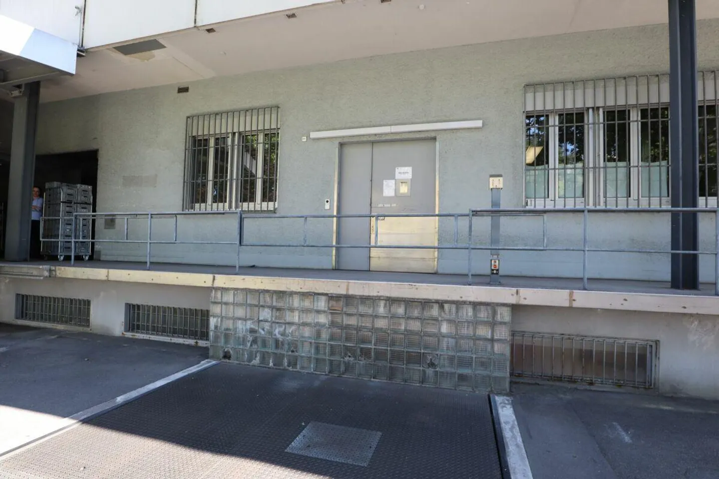 Flexible space on the ground floor, approx. 226 m² - Photo 8 of 9