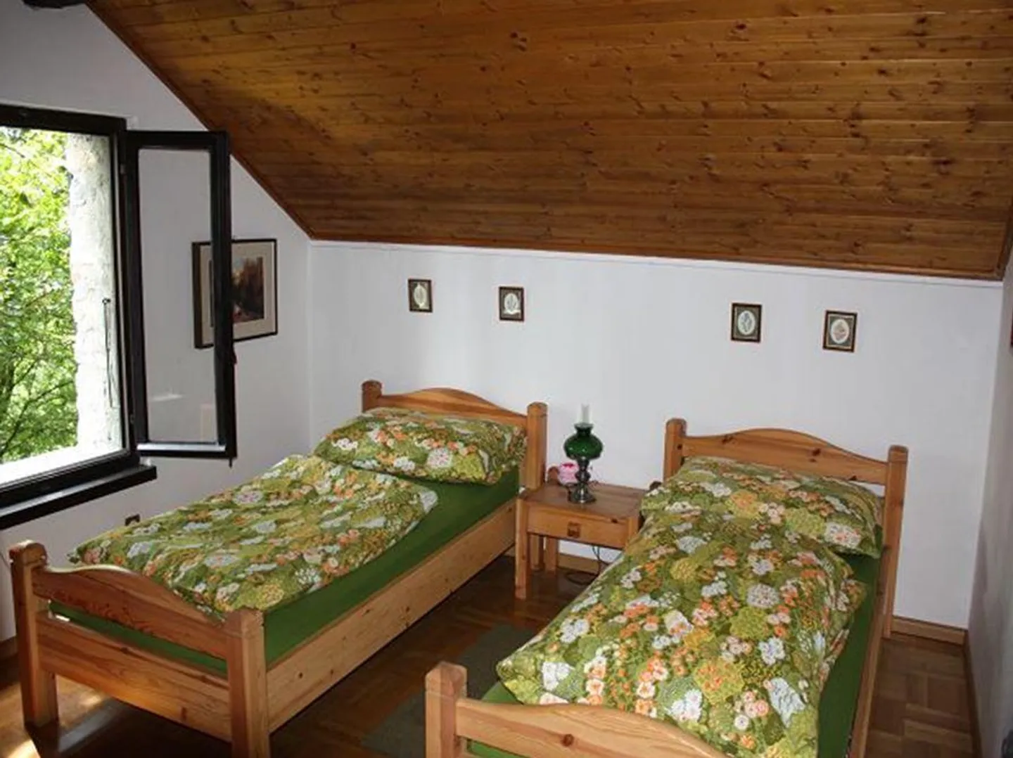 rustico di 5 1/2 locali con 10000 m2 di terreno - Foto 9 di 14