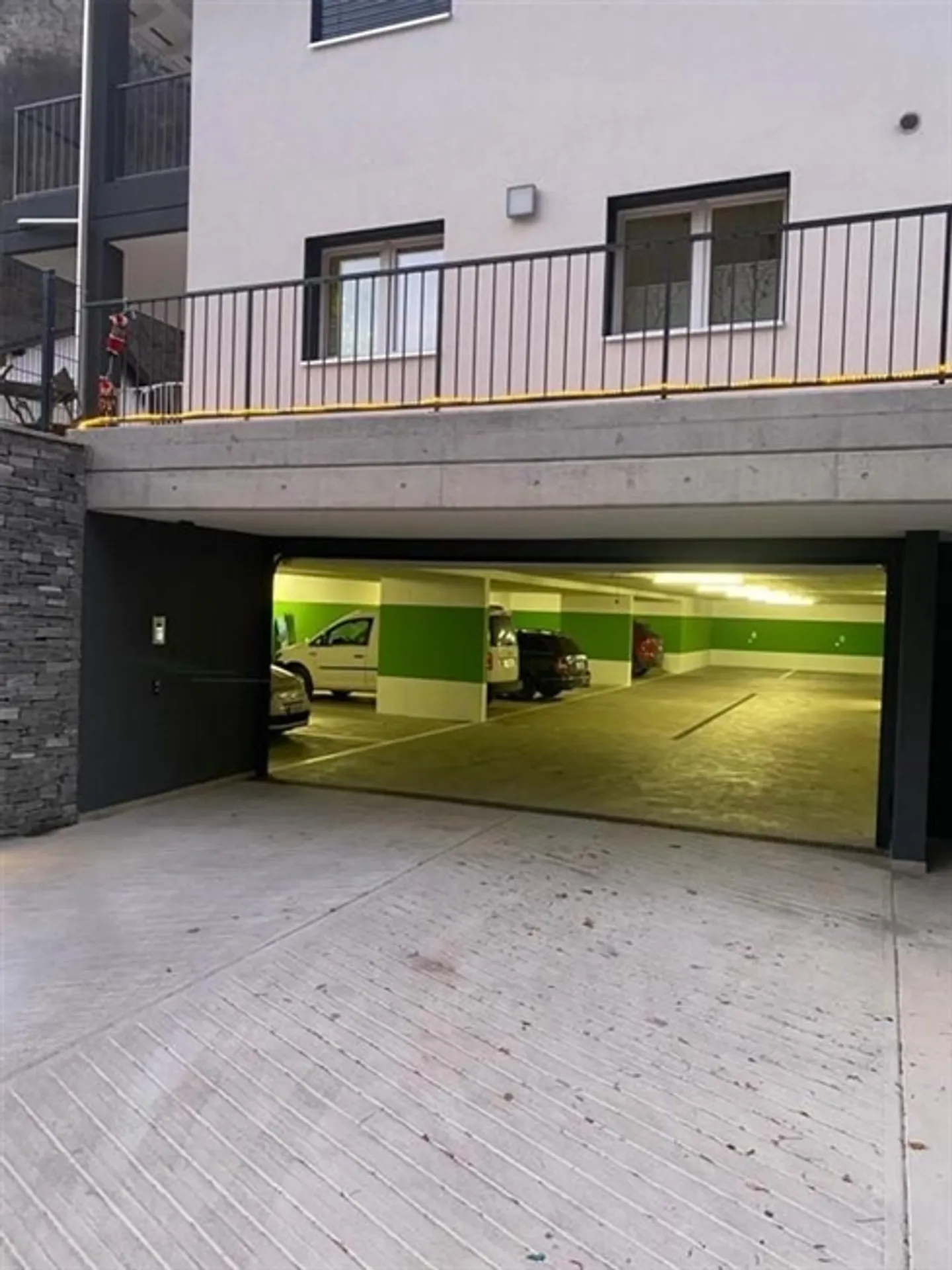 Schöne 2,5-Zimmer-Wohnung mit überdachtem Stellplatz in neuem Bau - Foto 14 von 18