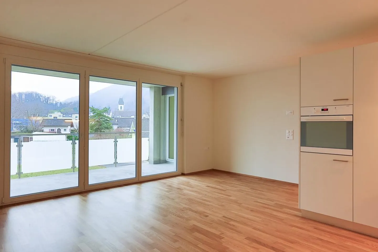 Living can be so beautiful - Photo 2 of 8