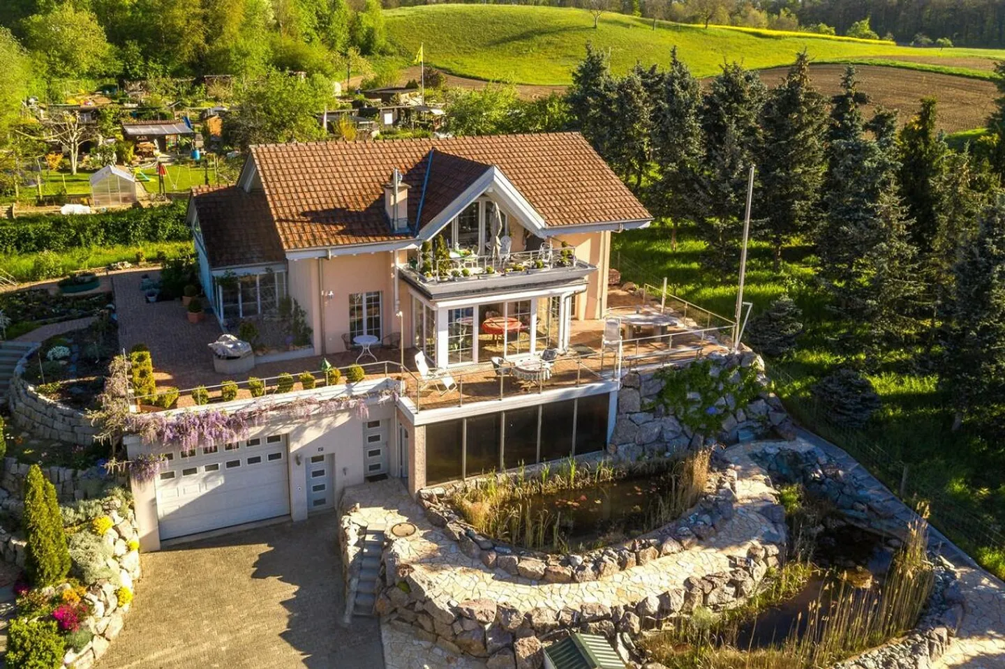 Perle en périphérie avec vue dégagée et piscine - Photo 4 sur 19