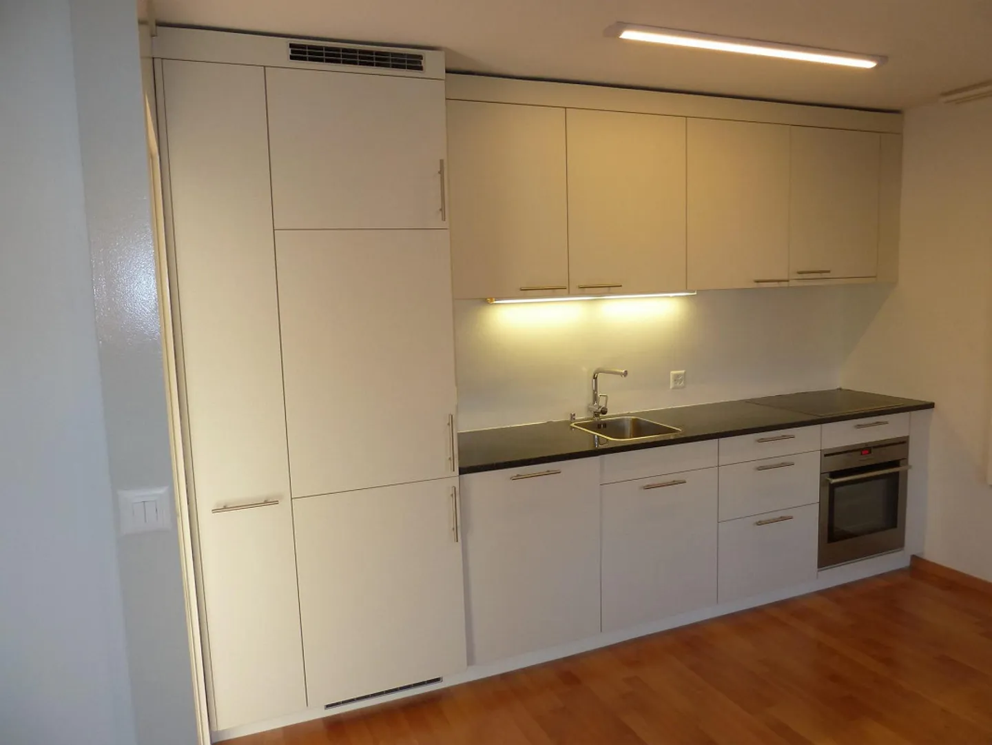 Gemütliche 2.5 Zimmerwohnung - Foto 2 von 8